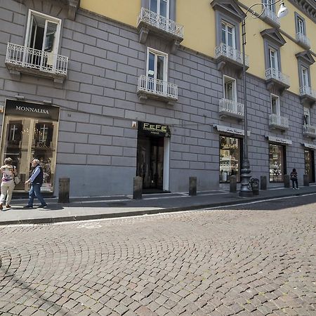 Bed and Breakfast Le Stanze Di Piazza Dei Martiri Neapel Exterior foto